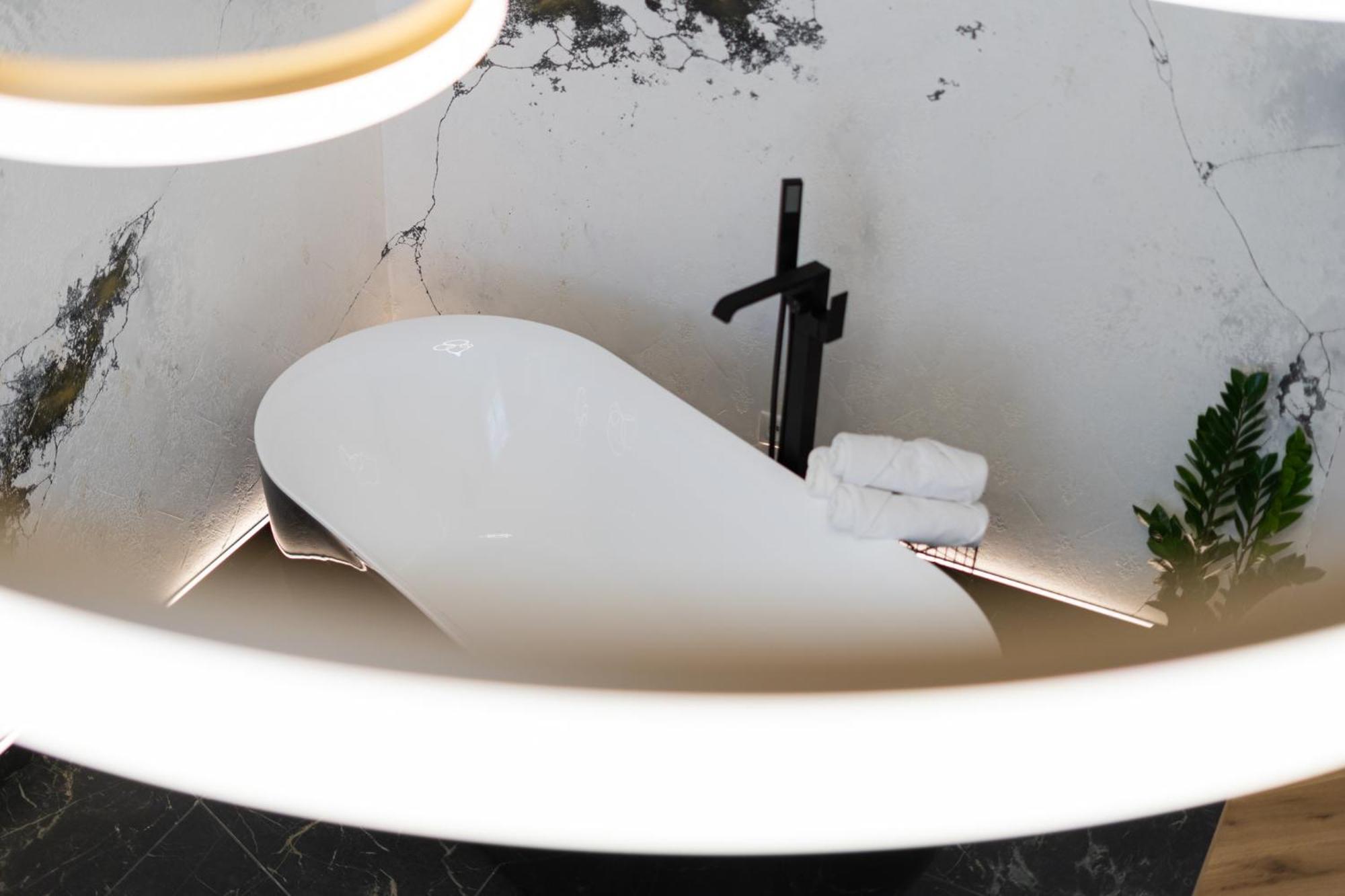 Spa Bedrooms With Sauna&Bath And Free Parking Cracovia Esterno foto