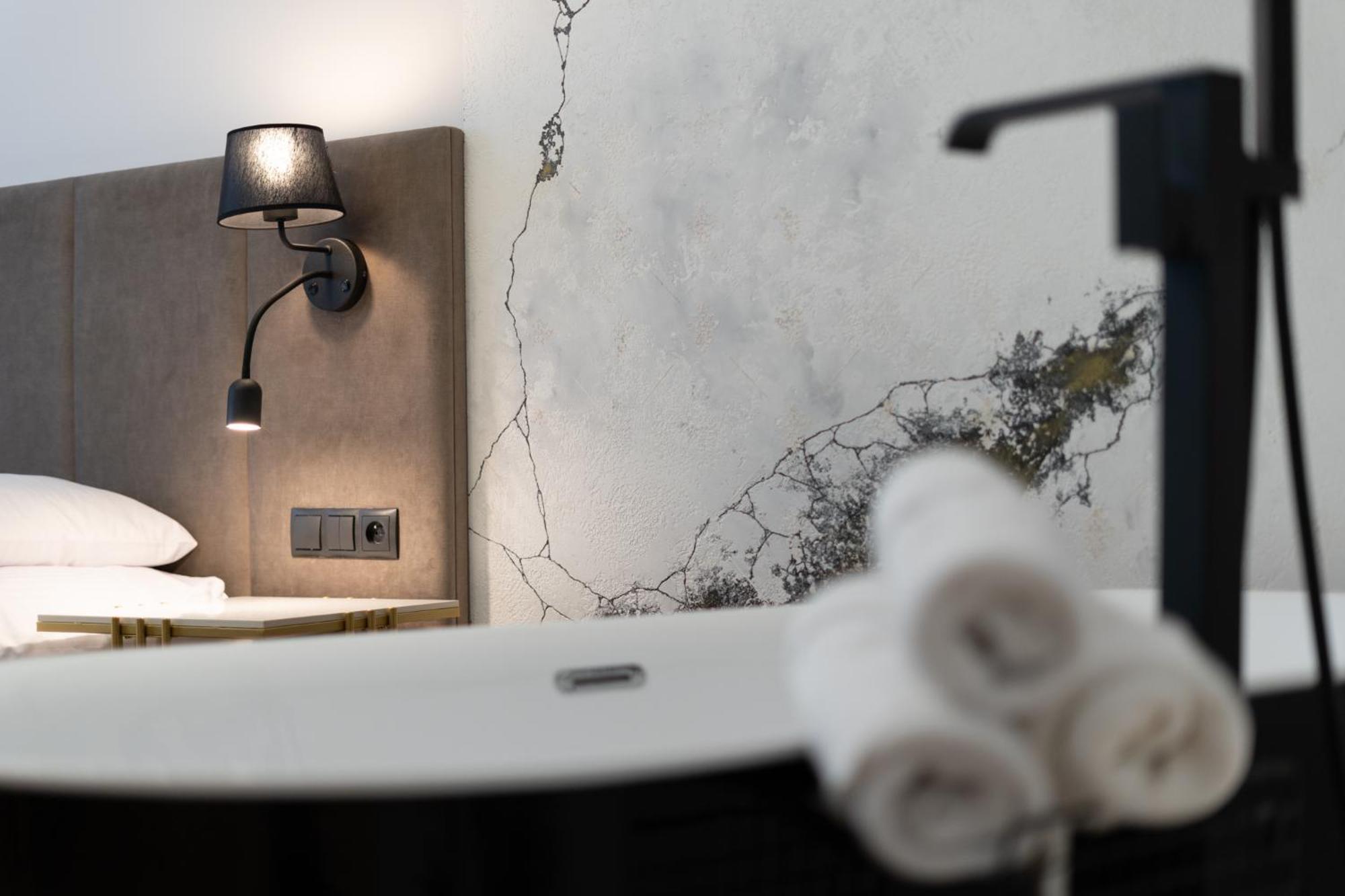 Spa Bedrooms With Sauna&Bath And Free Parking Cracovia Esterno foto